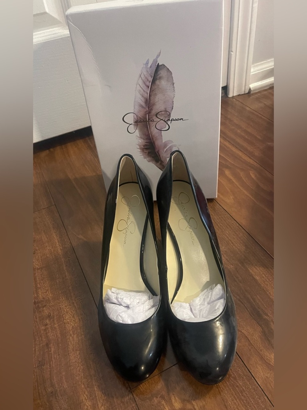 Jessica Simpson Black Patent Round Toe Pumps